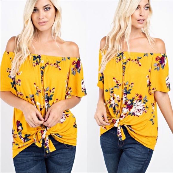 Aluna Levi Tops - 🆕❗️LAST 1❗️ALUNA LEVI OFF THE SHOULDER FLORAL TOP